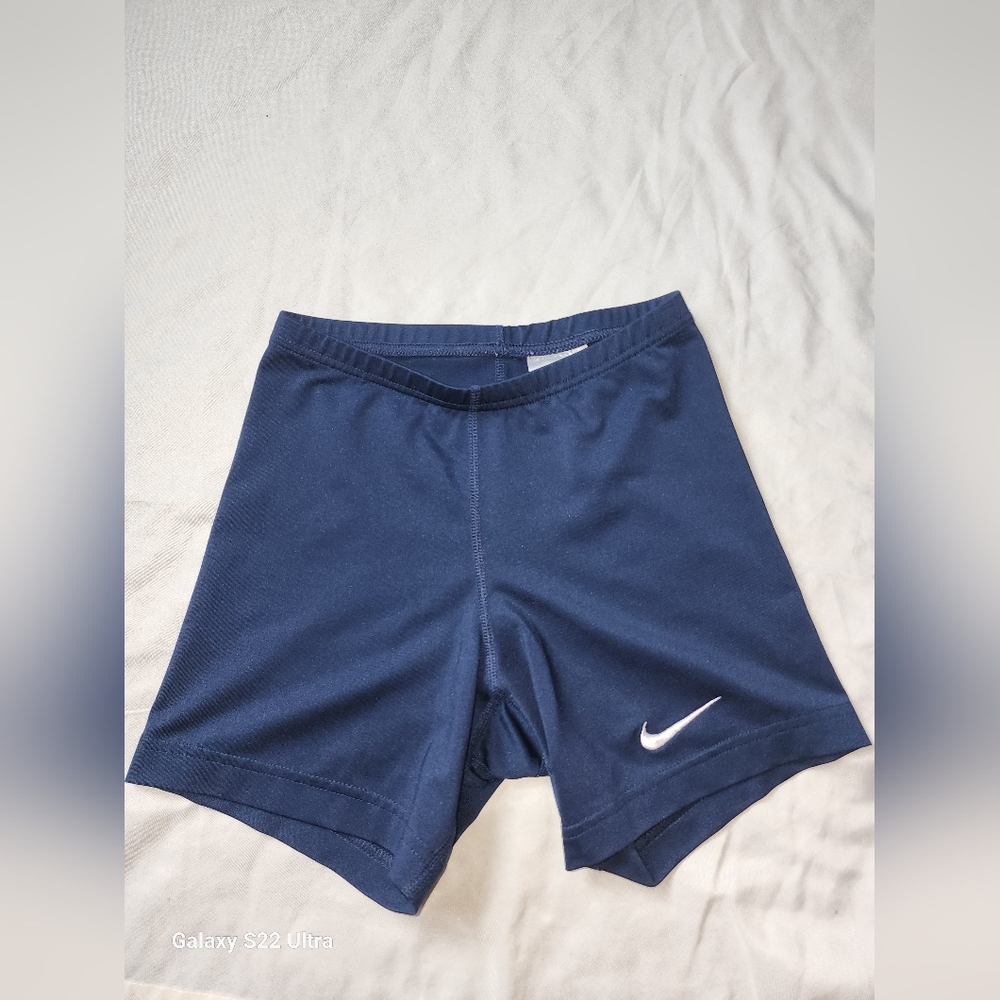 Women's Nike shorts size small 0-2